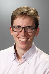 dr. D.B.M. (Dennis) Dieckens