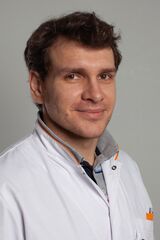 M. (Maksym) Ahiyevets